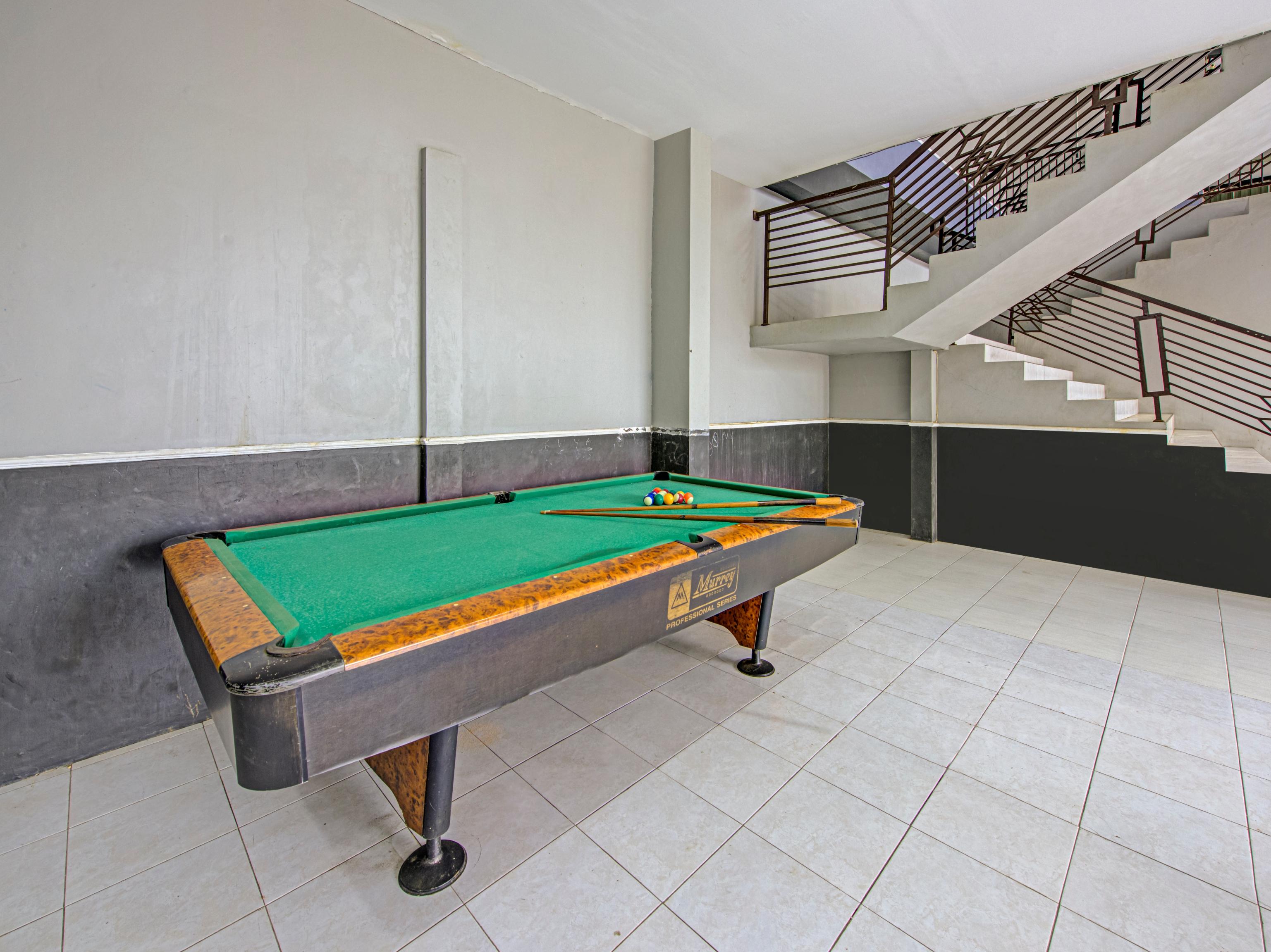 Oyo 3841 Wisma 25 Cilacap Extérieur photo